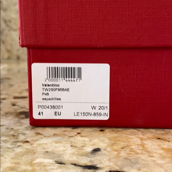 Gorgeous Valentino Leather Espadrille wedge sandal - Picture 9 of 17